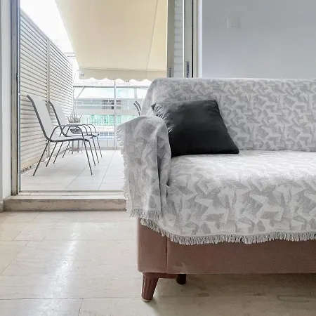 Appartamento 2-bedroom Atelier Near The Center *