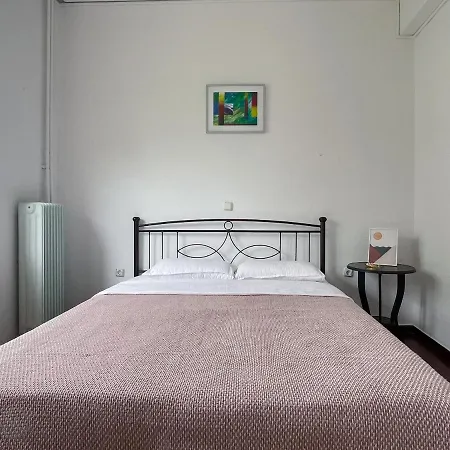 Apartment 2-bedroom Atelier Near The Center *